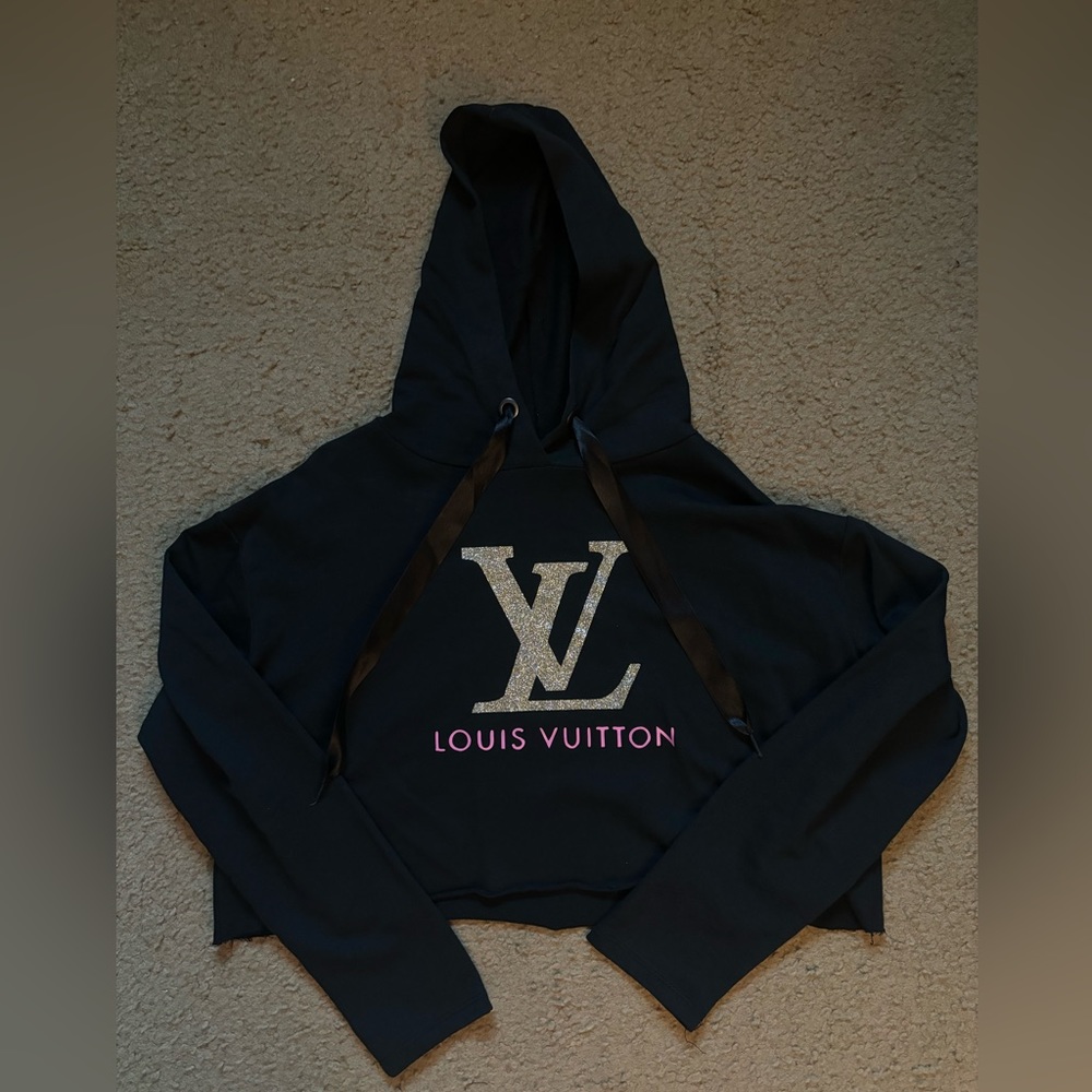 Cropped long sleeve